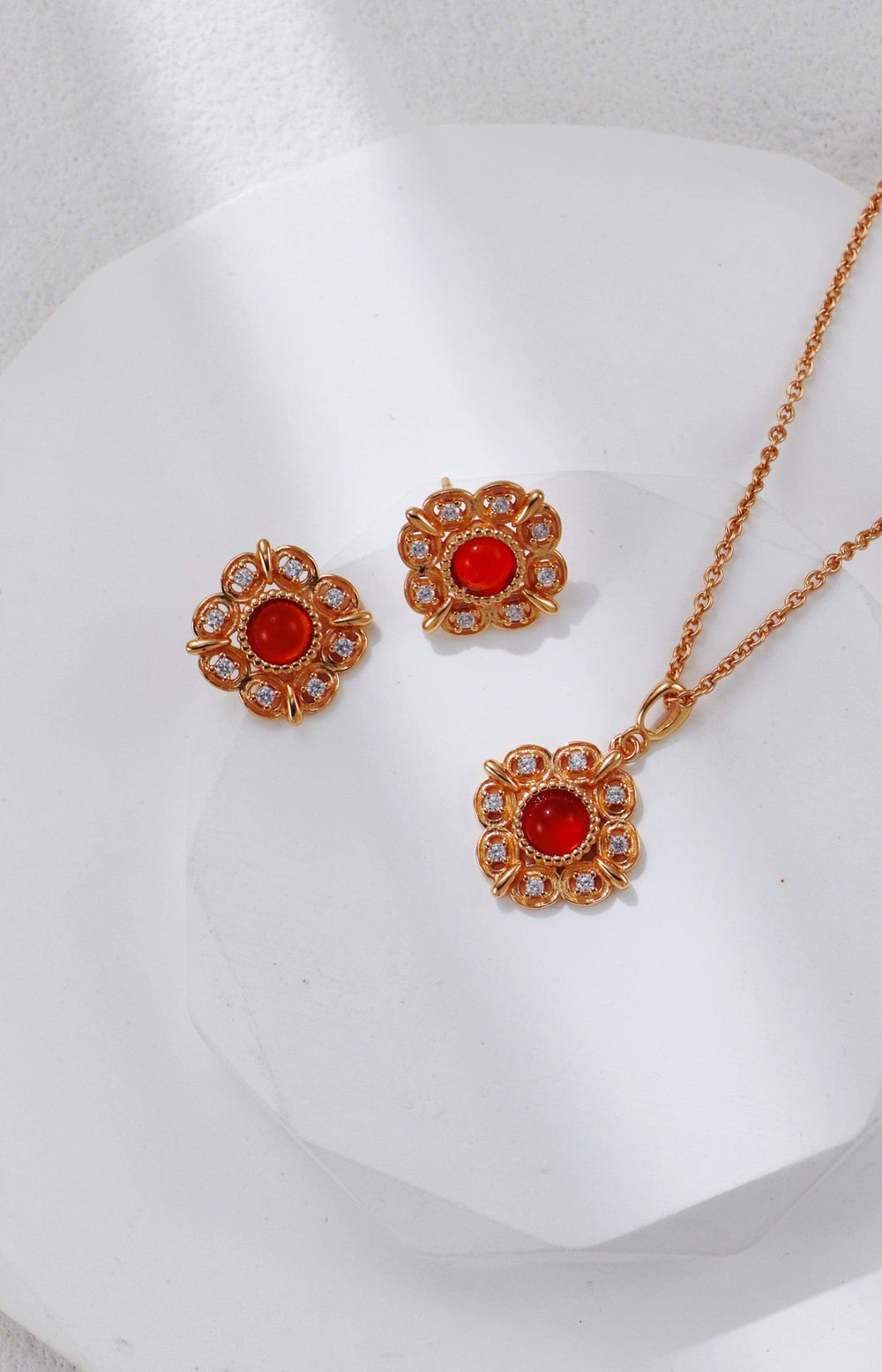 Red Agate Floral Jewelry Set Elegant Court-Style Jewelry The Aethels