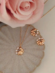 Retro Pearl Necklace | The Aethels