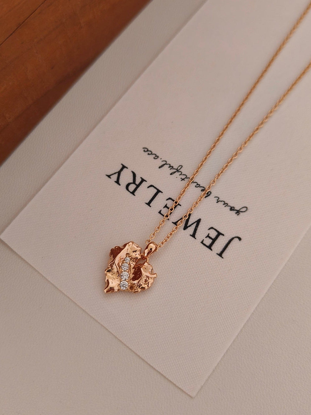 Heart-Shaped Necklace Romantic Zirconia Jewelry for Elegant Women